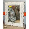 Image 1 : ORNATE FRAME WHITE MIRROR 24"W X 28"H