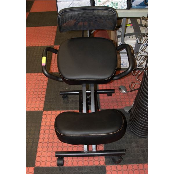 ERGONOMIC KNEELING CHAIR