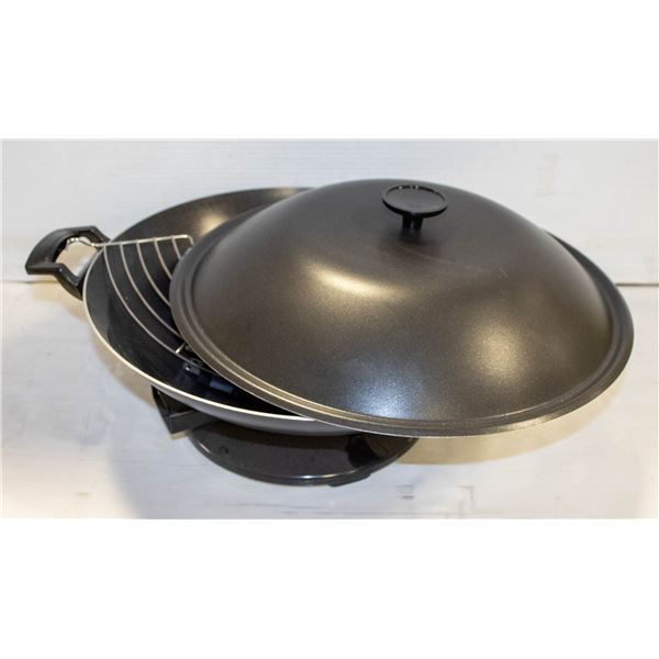 ELECTRIC WOK USED ONCE