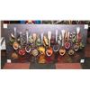 Image 1 : CANVAS PRINT OF SEASONINGS IN SPOONS