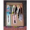 Image 1 : FLAT OF ARTISTS AND CRAFTING PENS AND GLUES