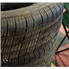 Image 2 : 4 MICHELIN DEFENDER XT 185 65 R15 CAR TIRES