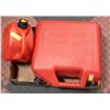 Image 1 : LARGE 25 LITRE + 5 LITRE GAS CANS