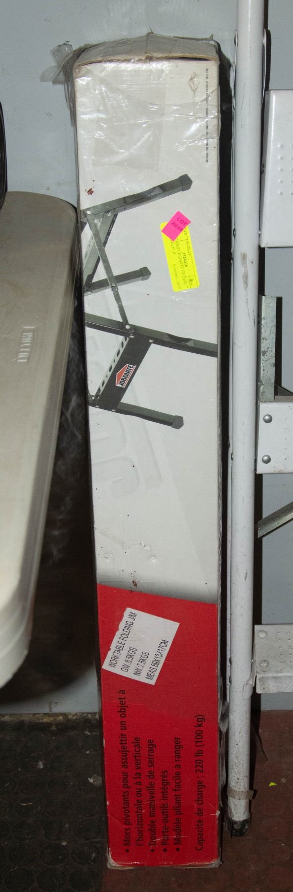 NEW IN BOX JOBMATE FOLDING WORKBENCH