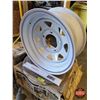 Image 2 : RIMS: NEW OLD STOCK (3):