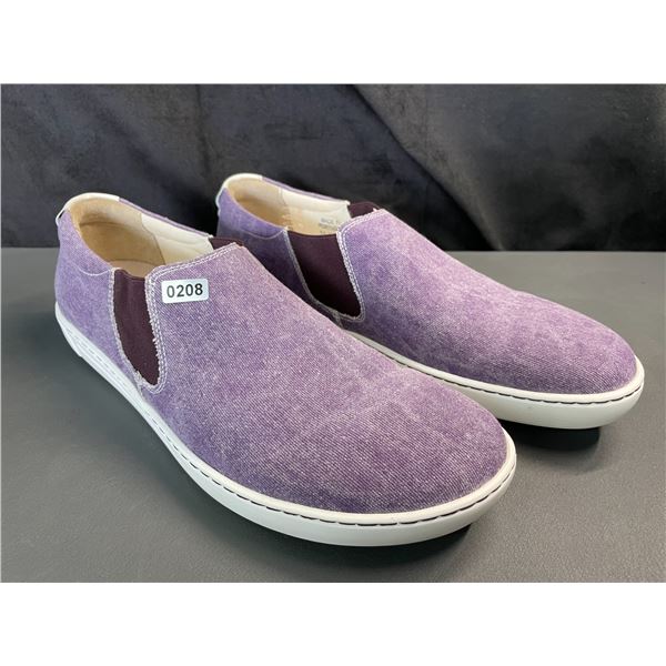 Lot of 1 Pair of Birkenstock Shoes -Size 42 (Mens 9/9.5 or Women's 11.5/12) - Purple