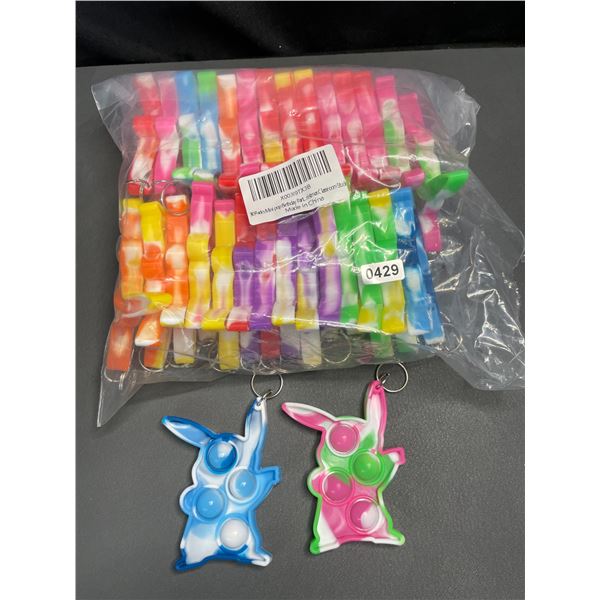 Lot of 1 30-Pack of Pikachu Pokemon Pop-It Sensory Fidget Toy Keychains - New