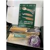 Image 2 : Lot of 2 BeaverCraft Love Spoon Wood Carving Kits - New