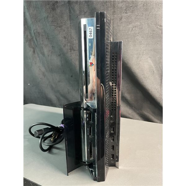 Lot of 1 Backwards Compatible Playstation 3 Console - Powers On - Used