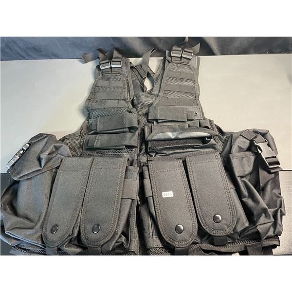 Lot of 1 Tactical/Airsoft Vest - Black - Size Large - Brand New