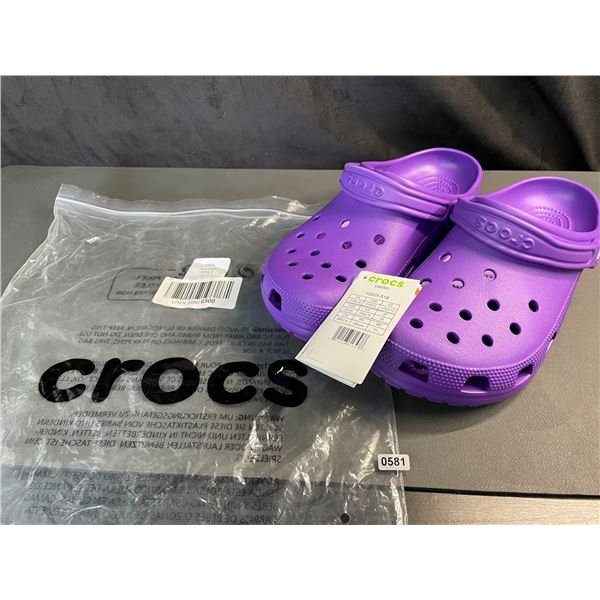 Lot of 1 Pair of Authentic Crocs Shoes - Purple - Unisex Size 12 Womens/Mens 10 - NEW