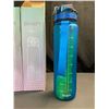 Image 3 : Lot of 2 Sports Water Bottles - 1000ml - Frosted Blue Design - Brand New