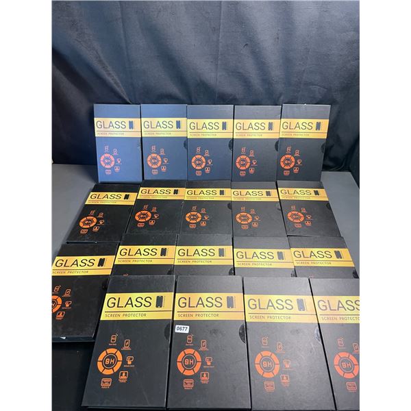 Lot of Assorted iPhone Screen Protectors (iPhone 13/13 Pro and iPhone 14) - 15 Packs - New