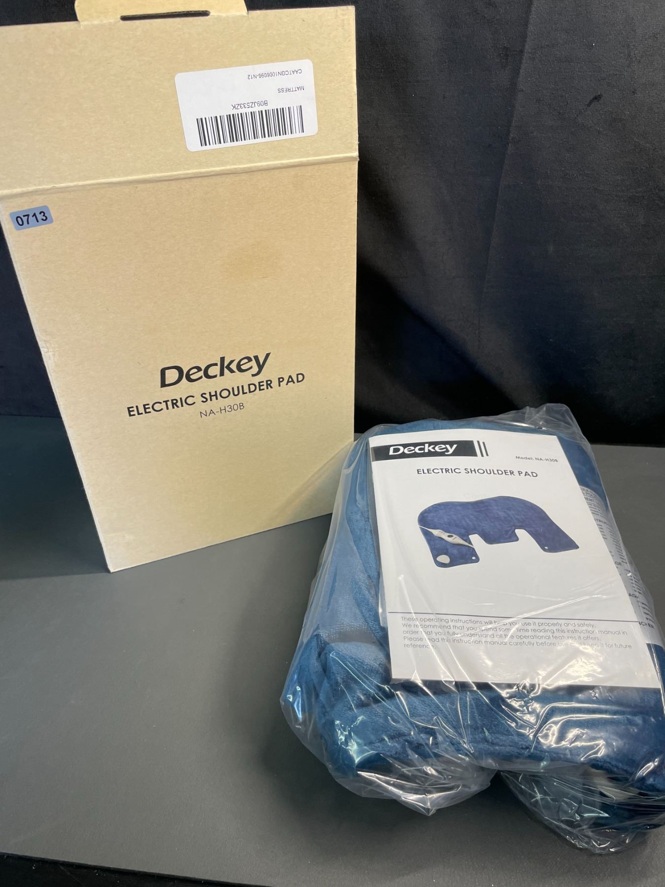 Dec Key Lot of 1 Deckey Electric Heating Shoulder Pad - Brand New! Heating Pad ...