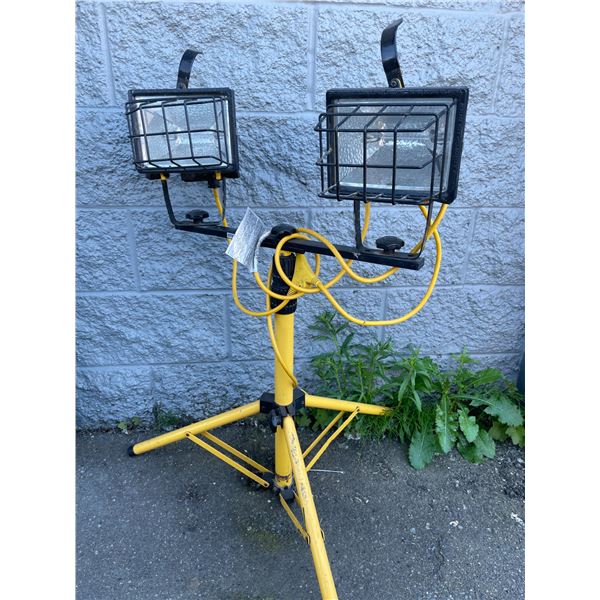 Lot of 1 Portable Work Light - Used