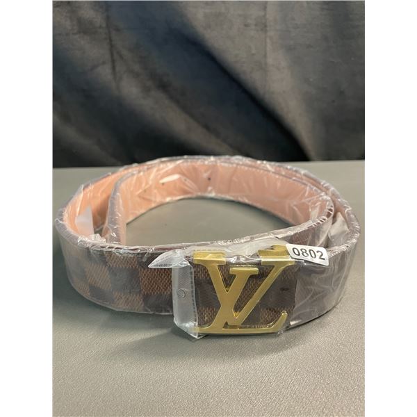 Lot of 1 LV Mens Belt - 42 Inch Length - New
