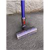 Image 4 : Lot of 1 Dyson Stick Vacuum - Used