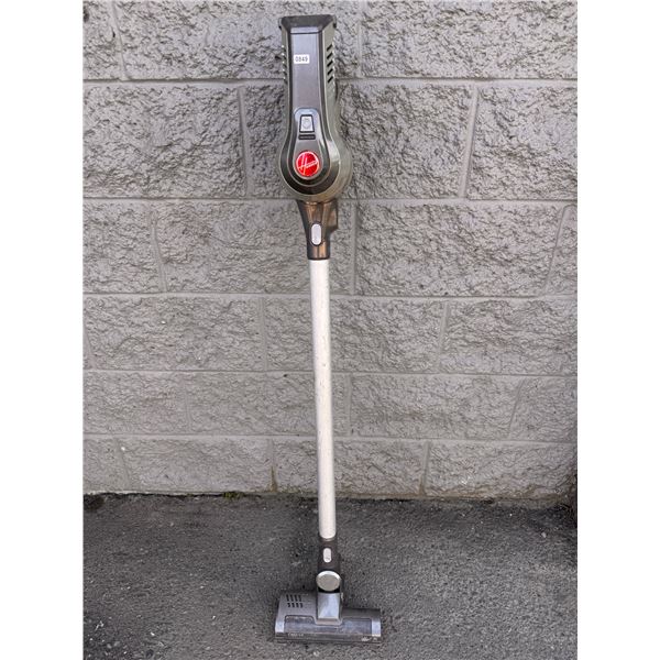 Lot of 1 Hoover Stick Vacuum - Used