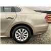 Image 25 : B5 --  2015 VW PASSAT GOLD 187878 KMS