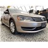 Image 8 : B5 --  2015 VW PASSAT GOLD 187878 KMS