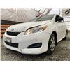 Image 2 : A12L --  2010 TOYOTA MATRIX WHITE 194981 KMS