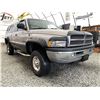 Image 8 : E4 -- 2001 DODGE RAM 2500, BROWN, 322,981km