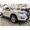 Image 8 : F6B --  2017 NISSAN ROGUE SV AWD WHITE 200983 KMS