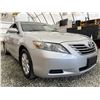 Image 8 : C6V --  2009 TOYOTA CAMRY HYBRID SILVER 184853 KMS
