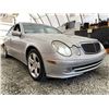 Image 8 : A12F --  2003 MERCEDES E 500 SILVER 210519 KMS