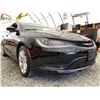 Image 8 : C6L --  2016 CHRYSLER 200 LX BLACK 96494 KMS