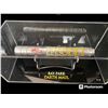 Image 1 : LTD. EDITION RAY PARK SIGNED GOLD LIGHTSABER 3/8