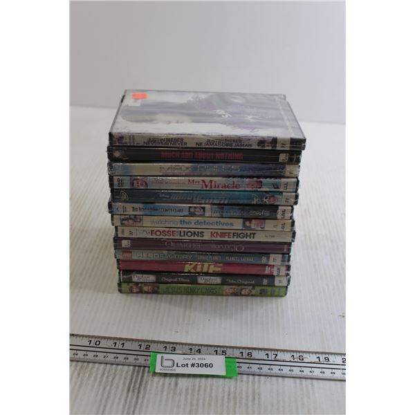 (13) DVDs - Justin Bieber Never Say Never, Minute Men