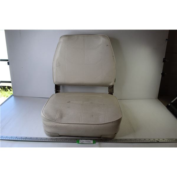 Boat Seat (17"w)