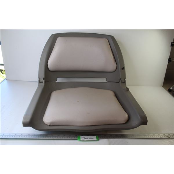 Boat Seat (16"w)