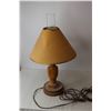 Image 2 : (2) End Table Lamps - Untested