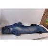 Image 4 : Clothes Lot: Jeans (Size 34), Shorts (Size 32), Button Up Shirt (Size 17.5)