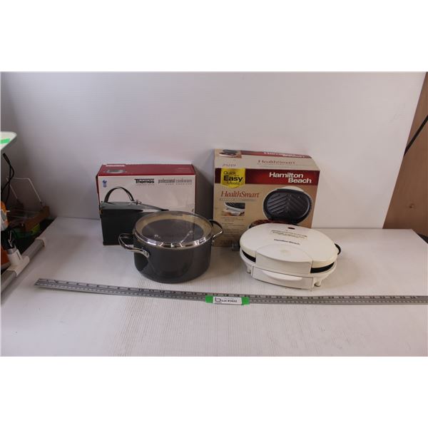 Thomas Brand Casserole Dish w/Lid (8"), Hamilton Beach Sandwich Maker (As Is)