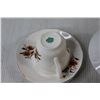 Image 7 : (5) Tea Cup & Saucer Sets - Royal Albert, Alfred Meakin