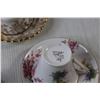 Image 11 : (5) Tea Cup & Saucer Sets - Royal Mayfair, Royal Albert