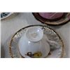 Image 11 : (5) Tea Cup & Saucer Sets - Crstle China, Westville