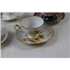 Image 5 : (5) Tea Cup & Saucer Sets - Crstle China, Westville