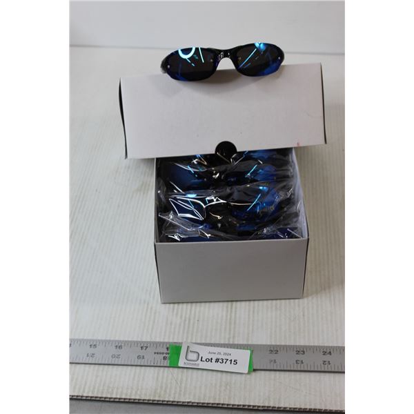 (12) Pairs of Sunglasses