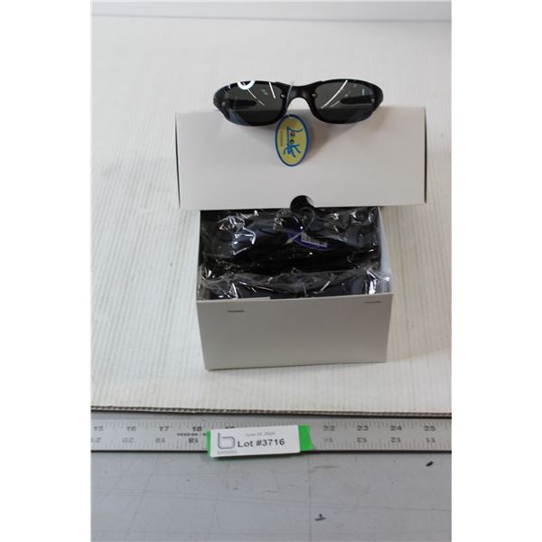 (12) Pairs of Sunglasses