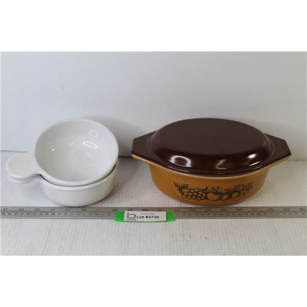 Pyrex Casserole Dish w/Lid - (2) Soup Bowls