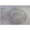 Image 3 : (3) Large Glass Plates - (3) Small Divided Plates