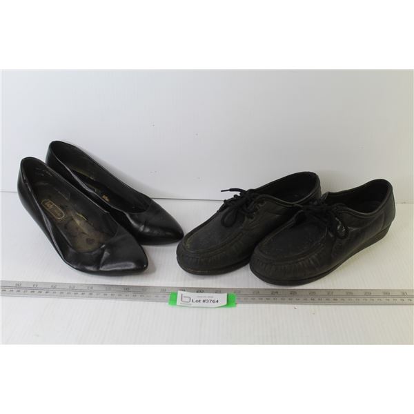 (2) Pair of Ladies Shoes (size 9)