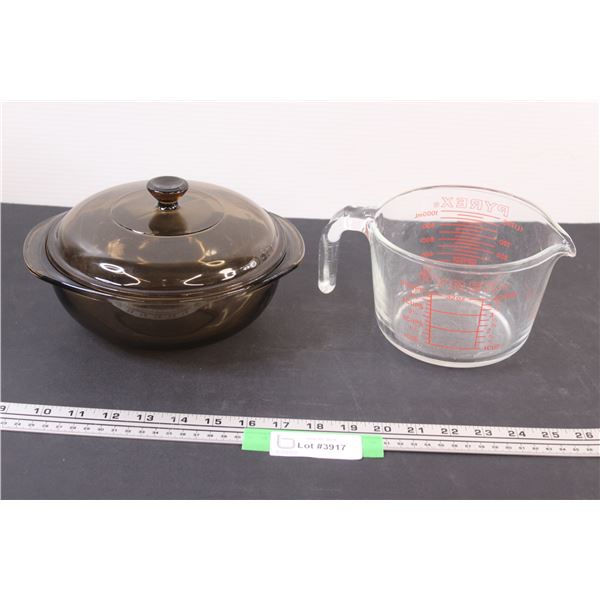 PYREX Lot: 4 Cup Measuring Cup (Has Small Chip on Pour Spout) & 1.5L Glass Cooking Dish w/Lid