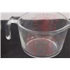 Image 2 : PYREX Lot: 4 Cup Measuring Cup (Has Small Chip on Pour Spout) & 1.5L Glass Cooking Dish w/Lid