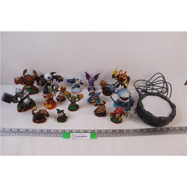 Skylanders Video Game Portal & 16 Characters