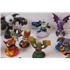 Image 4 : Skylanders Video Game Portal & 16 Characters